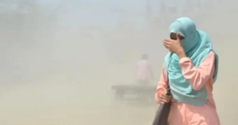 বিশ্বের সবচেয়ে দূষিত শহরের তালিকায় ঢাকা চতুর্থ স্থানে