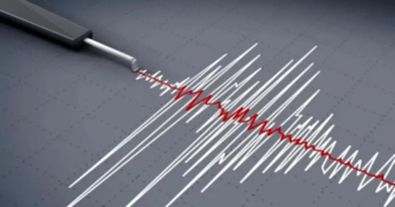বাংলাদেশের বিভিন্ন অঞ্চলে ভূমিকম্পের আঘাত, রাজধানী ঢাকায় অনুভূত