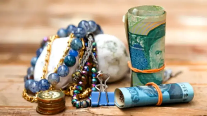 আফগানিস্তানের সর্বোচ্চ ধর্মীয় নেতা নিহত, মসজিদে সংঘর্ষে আহত অর্ধশতাধিক