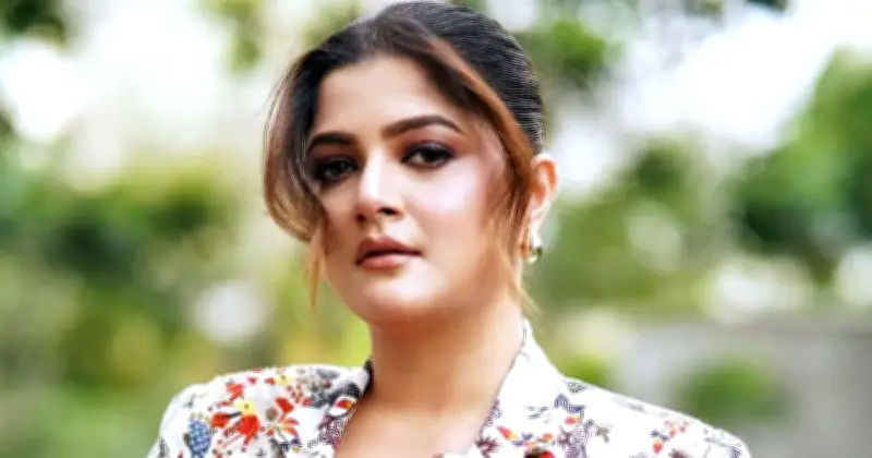 শারীরিক গঠন নিয়ে নেতিবাচক মন্তব্যের শিকার শ্রাবন্তী চ্যাটার্জি, আইনি পদক্ষেপ নিলেন অভিনেত্রী