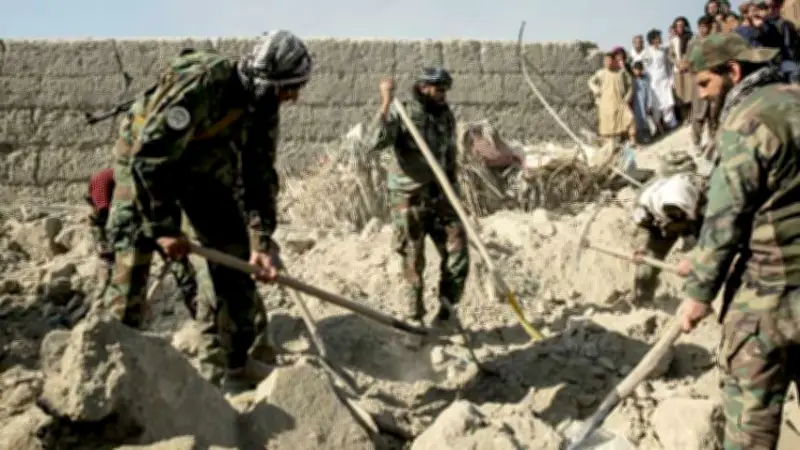 পাকিস্তানি সেনাবাহিনীর দাবি: ২৭৪ তালেবান যোদ্ধা নিহত, ৪০০ আহত