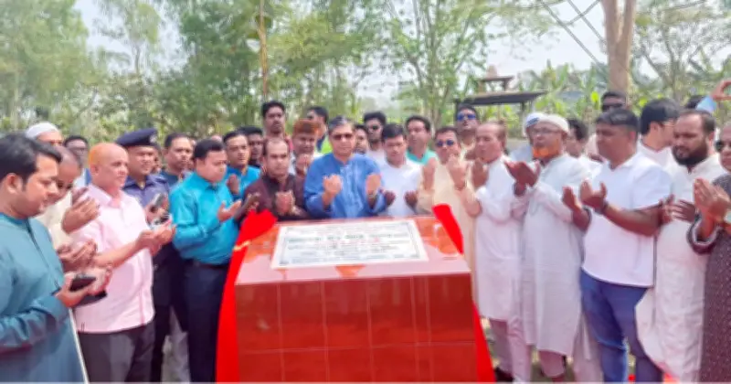 বগরার শিবগঞ্জে ১০ কোটি টাকার দুটি উন্নয়ন প্রকল্পের নির্মাণকাজের উদ্বোধন