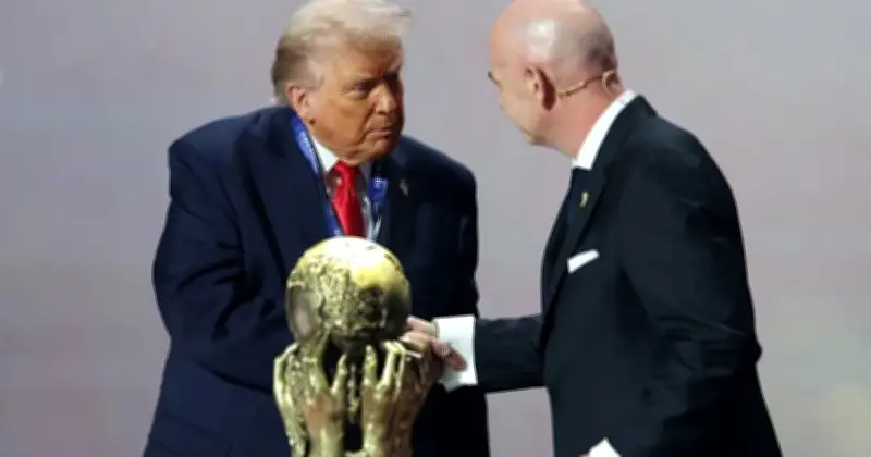 ফিফা প্রেসিডেন্ট ইনফান্তিনোর এক দশক পূর্তিতে ট্রাম্পের অভিনন্দন ও নেতৃত্বের প্রশংসা