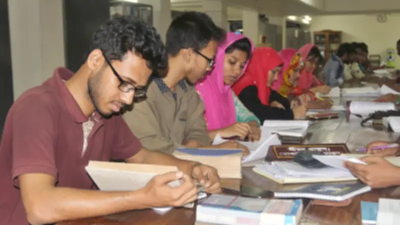 বিসিএসে মেধাবীদের নিয়োগবঞ্চনা: পুলিশ প্রতিবেদনের 'অদৃশ্য' জালে আটকে স্বপ্ন