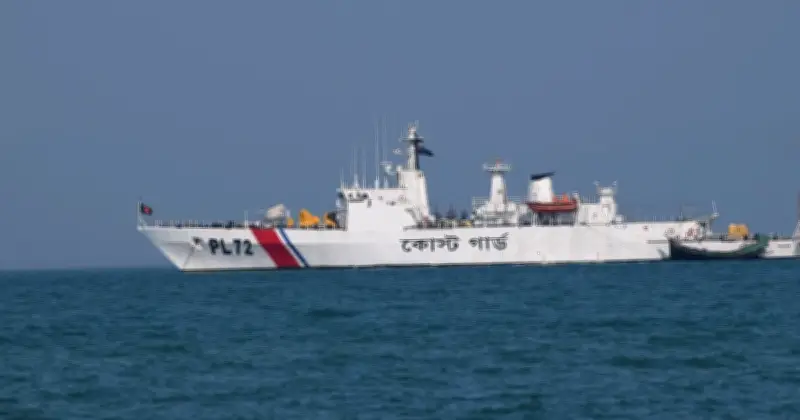 বঙ্গোপসাগরে জলদস্যুদের দৌরাত্ম্য বৃদ্ধি, কোস্টগার্ডের প্রযুক্তিনির্ভর নজরদারি জোরদার