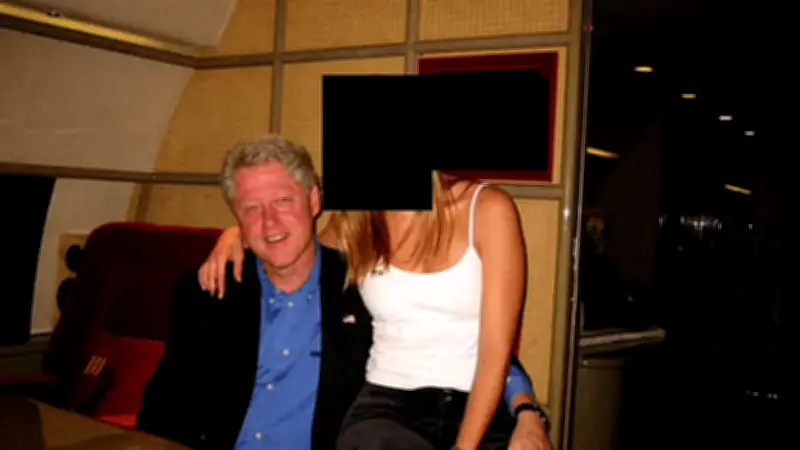 এপস্টিন নথিতে বিল ক্লিনটনের ছবি নিয়ে কংগ্রেসে জিজ্ঞাসাবাদ: 'কিছু দেখিনি, অন্যায় করিনি'