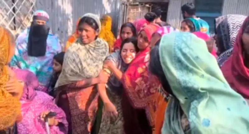 পাবনায় নৃশংস হত্যা ও ধর্ষণ: নাতনী ধর্ষিত, দাদির লাশ উদ্ধার