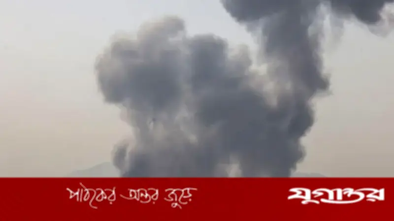 ইরান যুক্তরাষ্ট্র-ইসরাইলের যৌথ হামলার 'চূর্ণবিচুর্ণকর' জবাবের প্রস্তুতি নিচ্ছে