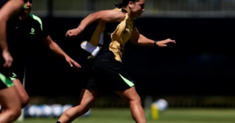 এশিয়ান কাপের আগে অস্ট্রেলিয়ার অধিনায়ক স্যাম কার ৮৫ শতাংশ ফিট