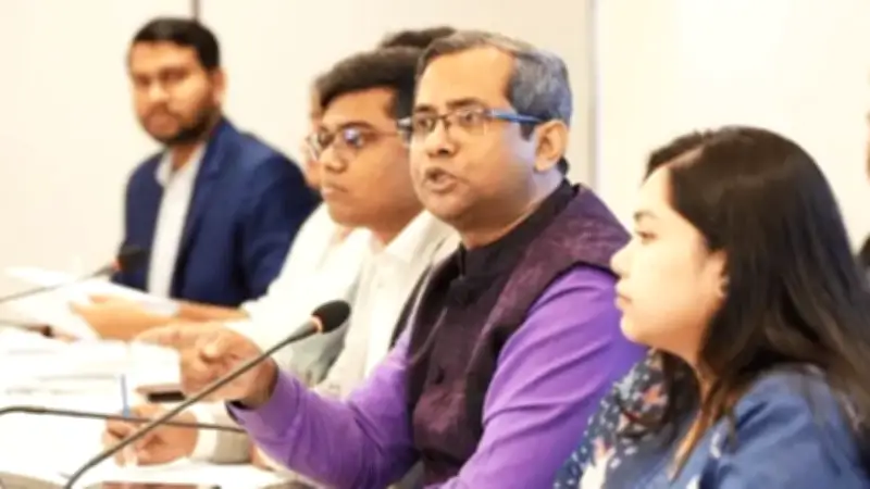 ইরান-ইসরায়েল যুদ্ধে উত্তপ্ত মধ্যপ্রাচ্য, বাংলাদেশে ফ্লাইট স্থগিত ও সতর্কতা