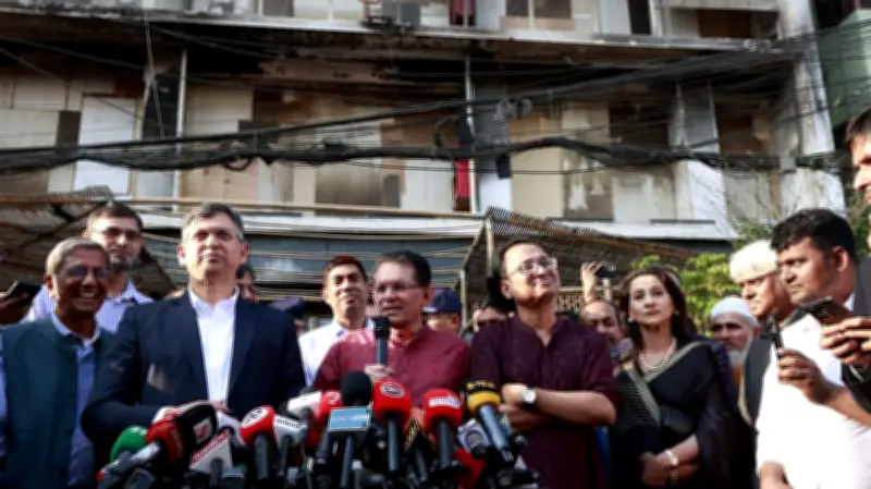 প্রথম আলো ভবনে হামলার পর শিল্প-আয়োজন দেখলেন পররাষ্ট্রমন্ত্রী, বললেন 'মাথা হেঁট'