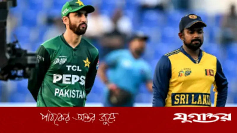 টি-টোয়েন্টি বিশ্বকাপে বাঁচা-মরার লড়াই: টস হেরে ব্যাটিংয়ে পাকিস্তান