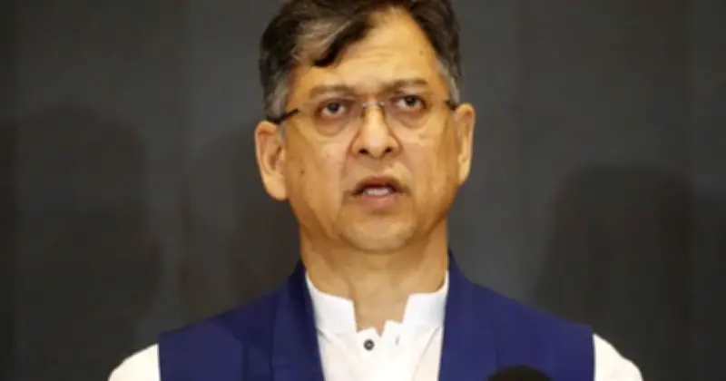 সালাহউদ্দিন আহমেদের আহ্বান: জাতির স্বার্থে ঐক্যবদ্ধ থাকুন, সংসদ হোক আলোচনার কেন্দ্র