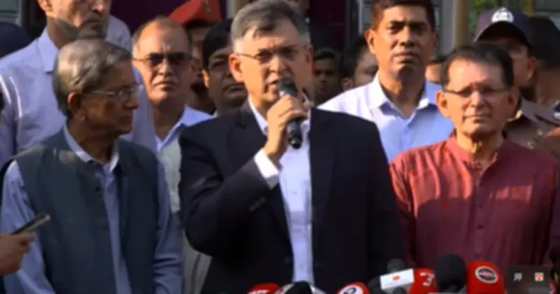 গৃহমন্ত্রীর নির্দেশ: প্রাথমিক আলো ও ডেইলি স্টার অফিসে অগ্নিসংযোগ মামলার চার্জশিট দুই মাসের মধ্যে