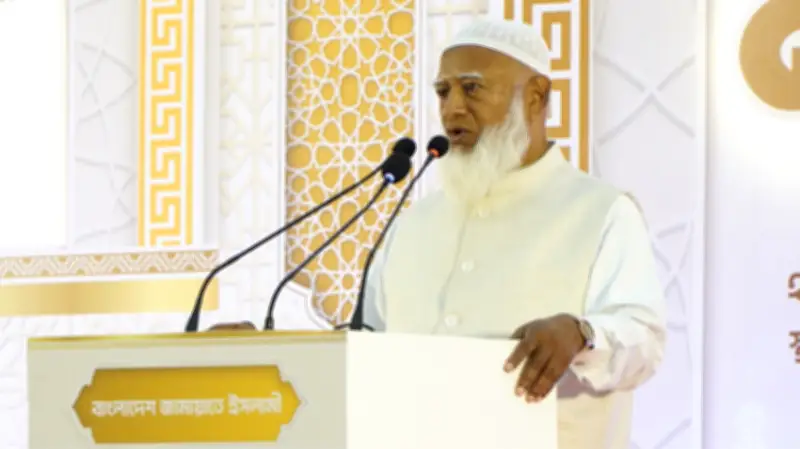 মধ্যপ্রাচ্যে উত্তেজনা: ইরানে হামলায় শীর্ষ উপদেষ্টা নিহত, বাংলাদেশি প্রবাসীদের জন্য সতর্কতা