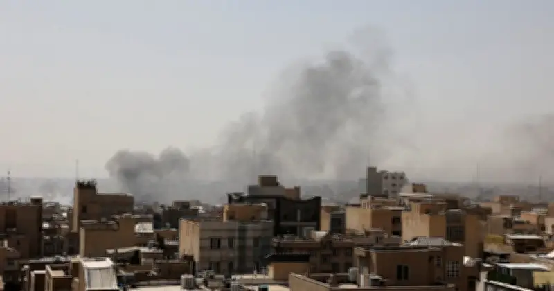 ইরানের চূড়ান্ত হুশিয়ারি: আগ্রাসন বন্ধ না হলে হামলা চলবে, জাতিসংঘে চিঠি