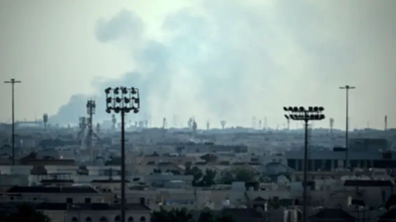 ইরানের পাল্টা হামলায় উত্তপ্ত মধ্যপ্রাচ্য, বহু ফ্লাইট বাতিল ও যাত্রীদের ভোগান্তি