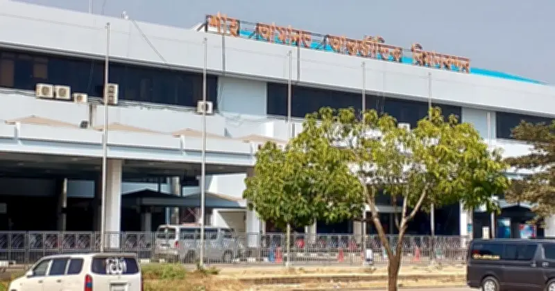 মধ্যপ্রাচ্যে সংঘাত: চট্টগ্রামে সালাম এয়ারের দুটি ফ্লাইট বাতিল, বিস্ফোরণে উত্তেজনা