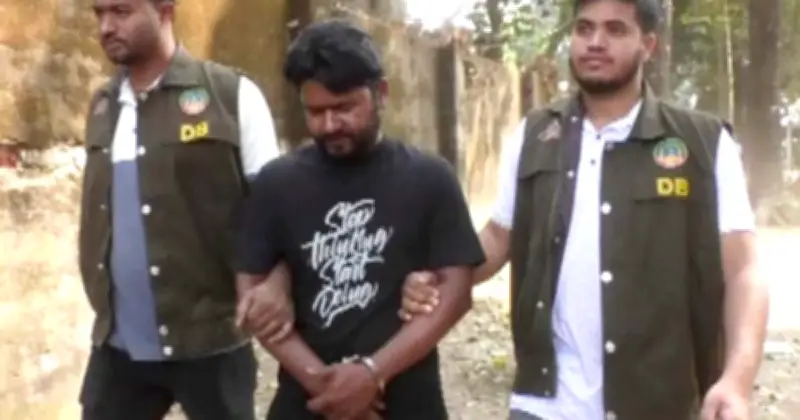 রংপুরে টিসিবির রমজান ট্রাক বিক্রির পণ্য কালোবাজারে বিক্রির চেষ্টা: ডিলার গ্রেপ্তার