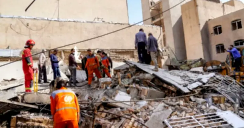 ইরানে আমেরিকা-ইসরায়েলের হামলায় দুইশ’র বেশি নিহত, স্কুলে আঘাতে ৮৫ শিক্ষার্থীর মৃত্যু