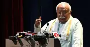 আরএসএস প্রধান মোহন ভাগবতের আহ্বান: বাংলাদেশের হিন্দুদের ঐক্যবদ্ধ হয়ে লড়াই করতে হবে