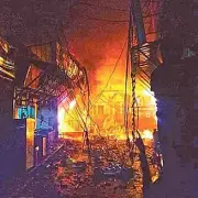 চকবাজার অগ্নিকাণ্ডের সাত বছর: বিচার প্রক্রিয়া ধীরগতিতে, ক্ষতিপূরণ অসম্পূর্ণ