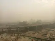ঢাকার আকাশে হঠাৎ অন্ধকার: আবহাওয়াবিদরা বলছেন 'ধোঁয়াশা', দূষণও ভূমিকা রাখছে