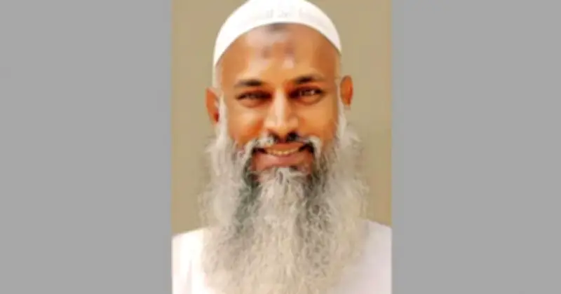 মধ্যপ্রাচ্যে উত্তেজনা: বিমানবন্দরে আটকা হজযাত্রীদের পাশে সরকার