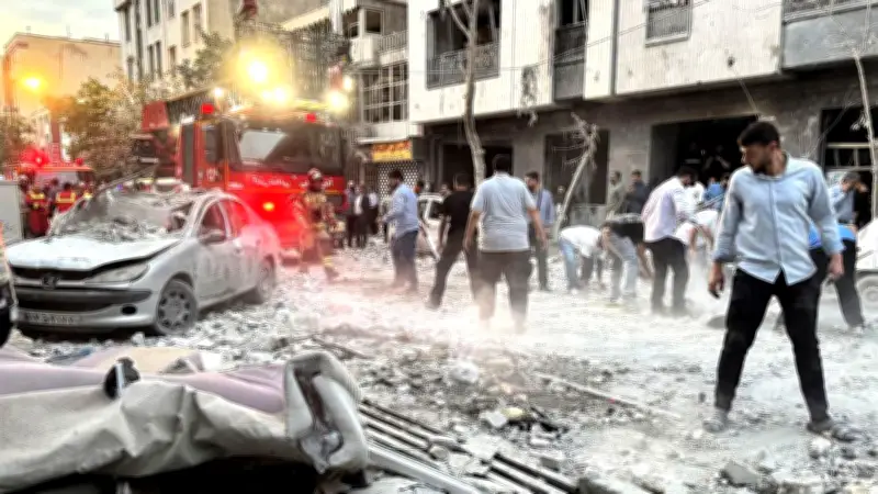 ইরান হামলায় ২০১ নিহত, ৭৪৭ আহত: রেড ক্রিসেন্টের তথ্য ও মধ্যপ্রাচ্যে উত্তেজনা