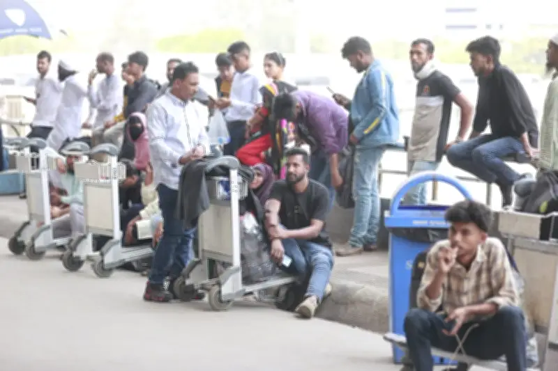 মধ্যপ্রাচ্যে হামলার জেরে ঢাকা থেকে ৫৪টি ফ্লাইট বাতিল, যাত্রীদের ভোগান্তি