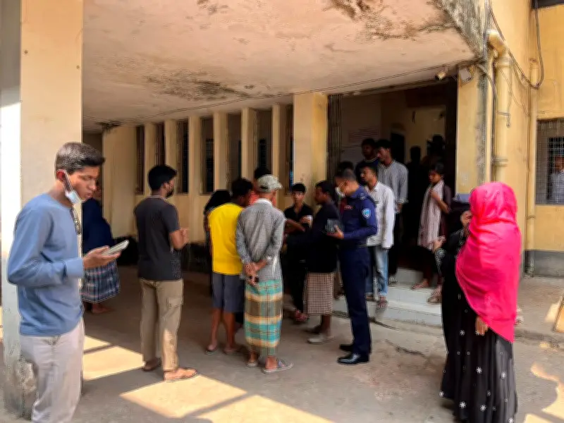 আনোয়ারায় নির্মাণাধীন ভবনে দুর্ঘটনা: দুই শ্রমিকের মর্মান্তিক মৃত্যু