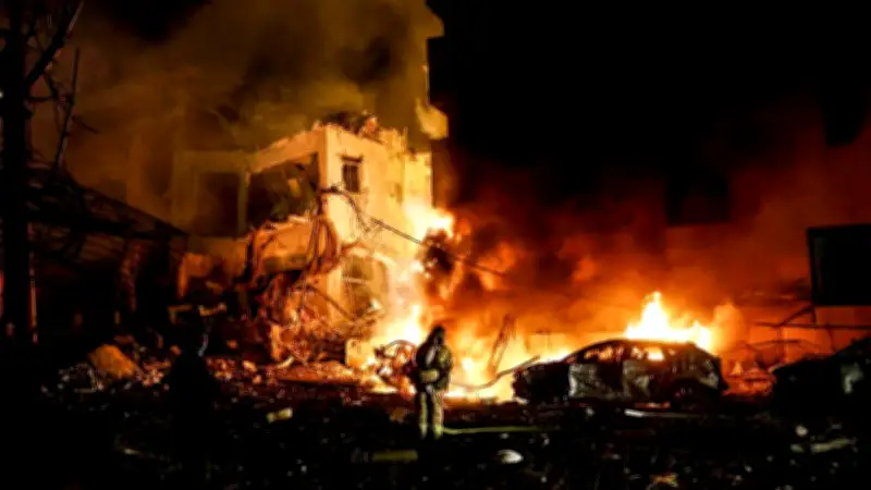 ইরানে হামলায় সৌদি আরবের জড়িত থাকার অভিযোগ, খামেনির মৃত্যুতে উত্তেজনা