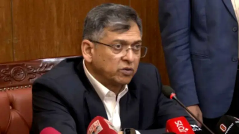 বাংলাদেশে অনলাইন শিক্ষার ভবিষ্যৎ: নতুন নীতিমালা ও চ্যালেঞ্জ