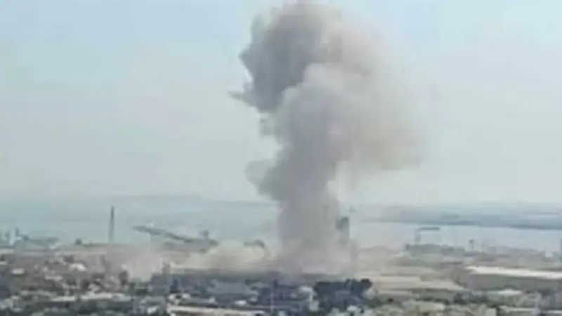 কুয়েত বিমানবন্দরে ড্রোন হামলায় ৪ বাংলাদেশি আহত: আন্তর্জাতিক উত্তেজনার ছায়ায় নিরাপত্তা সংকট