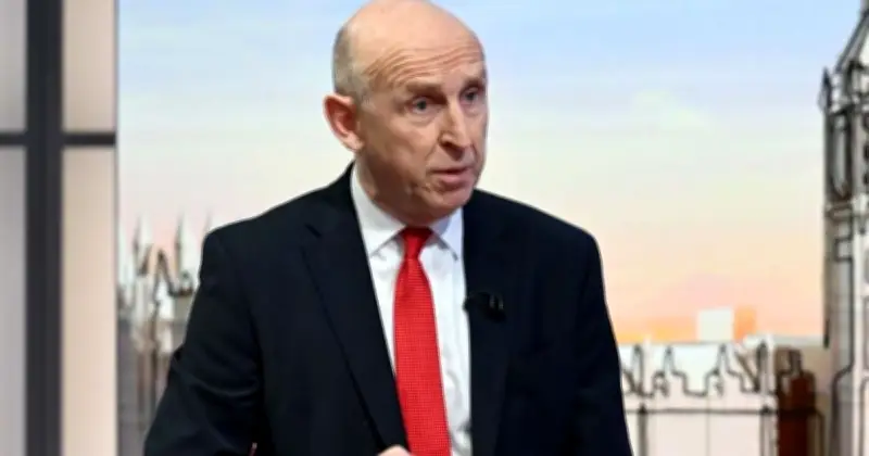 ব্রিটিশ প্রতিরক্ষামন্ত্রীর সতর্কবার্তা: সাইপ্রাসে ক্ষেপণাস্ত্র নিক্ষেপ, ইরানের হুমকি ক্রমবর্ধমান