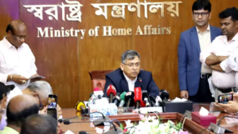 দেশের আইনশৃঙ্খলা পরিস্থিতি উন্নত, প্রধানমন্ত্রীর প্রবাসী উদ্বেগ ও বিএনপির আপত্তি