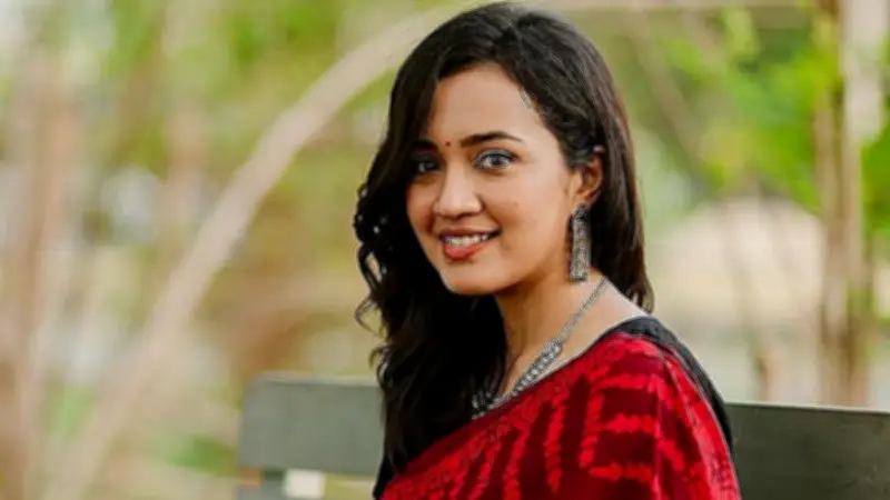 প্রথম আলো ক্যাফে লাইভ: ভিডিও সিরিজের মাধ্যমে সংবাদ ও বিশ্লেষণের নতুন ধারা