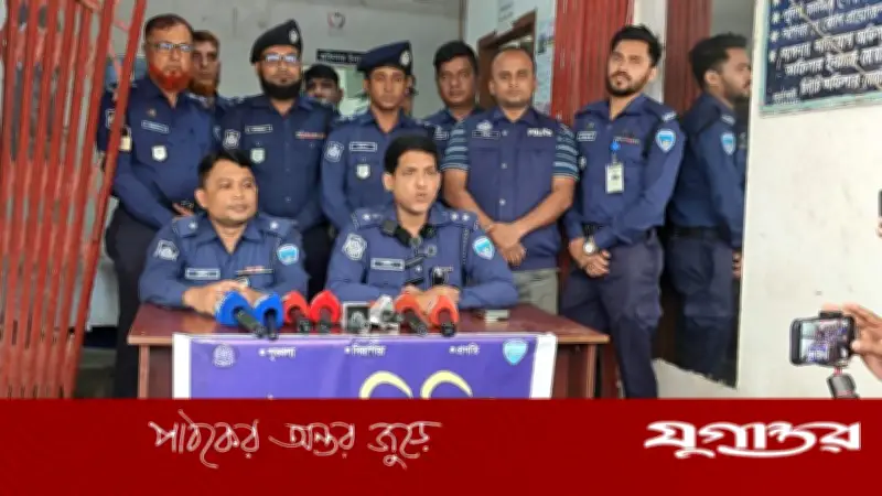 চাঁদপুরে পরকীয়ার জেরে শাশুড়ি হত্যা: পুত্রবধূ ও প্রেমিক গ্রেফতার