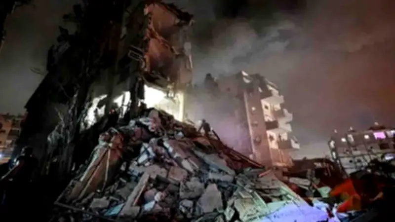 ইরান-ইসরায়েল সংঘাতে ১২০০+ বোমা হামলা, অভিনেতা জাহের আলভীর স্ত্রীর আত্মহত্যা প্রসঙ্গে মন্তব্য