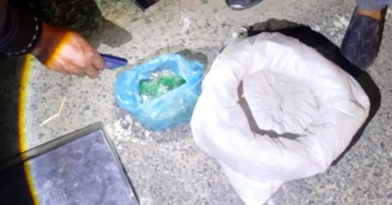 রাজশাহীর গোদাগাড়ীতে র‍্যাবের অভিযানে বিপুল গান পাউডার ও কাচের গুঁড়া উদ্ধার