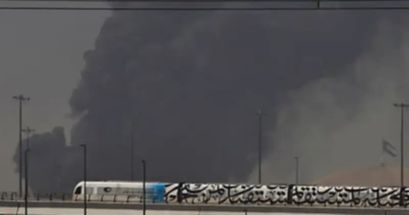 ইরানি হামলায় সংযুক্ত আরব আমিরাতে নিহত বাংলাদেশি সহ তিনজনের মৃত্যু, আহত ৫৮