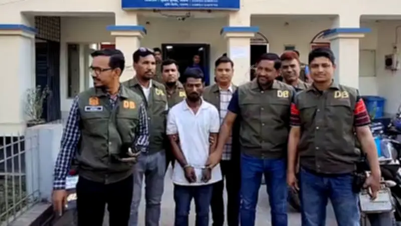 বাংলাদেশে অনলাইন শিক্ষার নতুন সম্ভাবনা: প্রযুক্তির মাধ্যমে শিক্ষার প্রসার