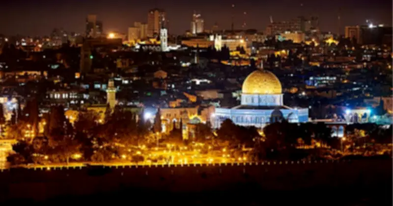 ইরানের ক্ষেপণাস্ত্র হামলায় জেরুজালেমে আঘাত, আল-জাজিরার প্রতিবেদনে বিস্তারিত