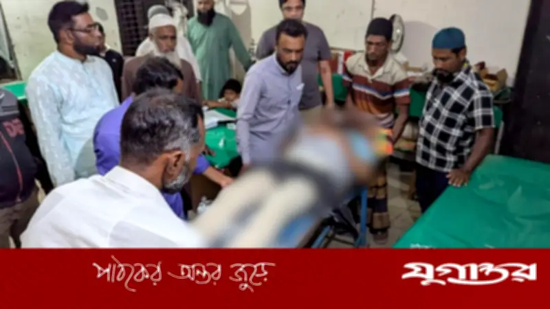 কুয়াকাটায় ইয়াবা সেবনে বাধা দিলে হোটেল মালিককে হাতুড়ি দিয়ে পিটিয়ে জখম