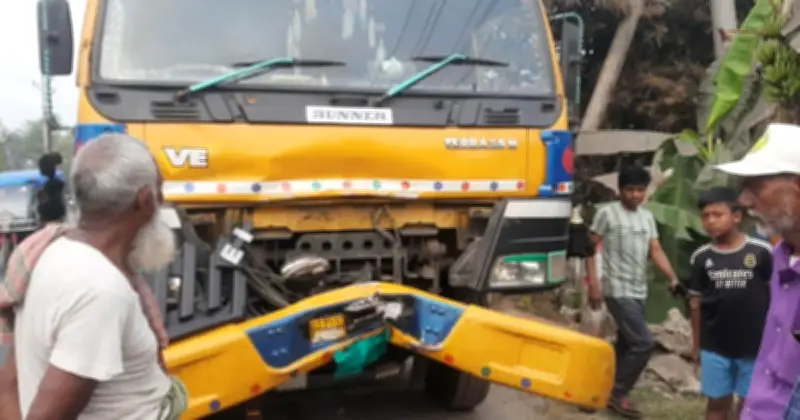 রাজবাড়ীতে ট্রাকচাপায় প্রবাসী যুবক নিহত, মোটরসাইকেল আরোহীর মর্মান্তিক মৃত্যু