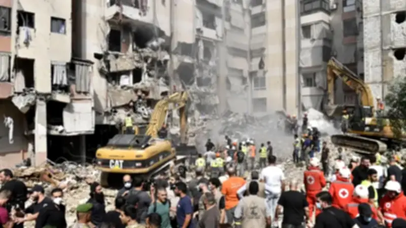 ইরান-ইসরায়েল উত্তেজনায় লেবাননে হামলায় নিহত ৩১, আহত ১৪৯; মার্কিন ভিসা নীতিতে বাংলাদেশিদের দুঃসংবাদ