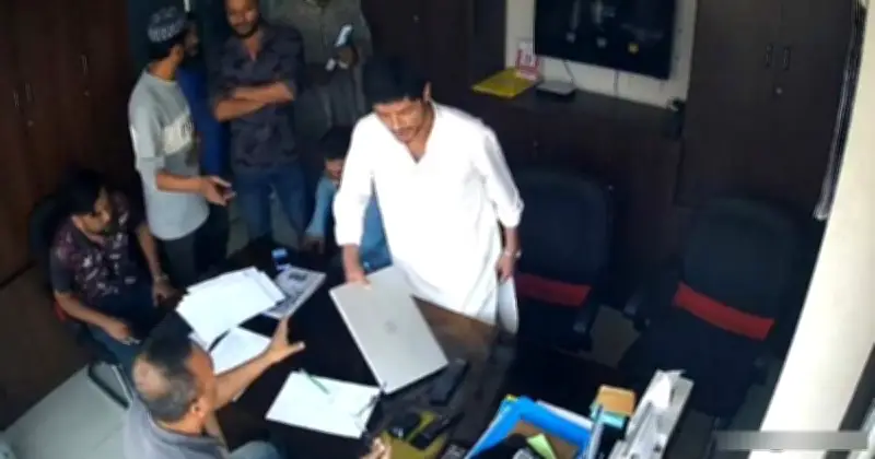 রংপুরে ক্যাবল অপারেটরের অফিসে হামলা ও হুমকির অভিযোগে জুবা দলের দুই নেতা বহিষ্কার