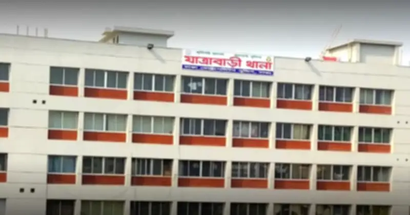 মাদকবিরোধী অভিযানে পুলিশ পরিদর্শক গুলিবিদ্ধ, ঢামেকে চিকিৎসাধীন