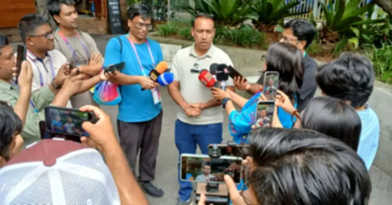 বাফুফে সভাপতি তাবিথ আউয়ালের সিডনি সফর: নারী ফুটবল দলকে উজ্জীবিত করতে মিলন ও বোনাসের প্রতিশ্রুতি