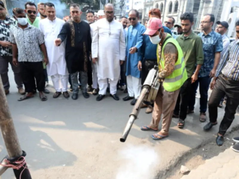 সিলেটে নতুন প্রশাসকের উদ্যোগ: নগরজুড়ে শুরু হলো বিশেষ মশকনিধন অভিযান